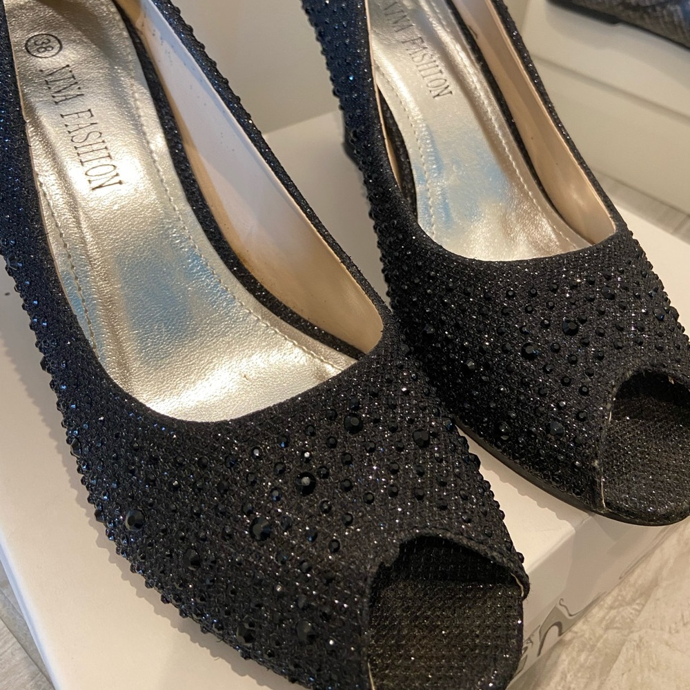 Women's wedges shoes size 7